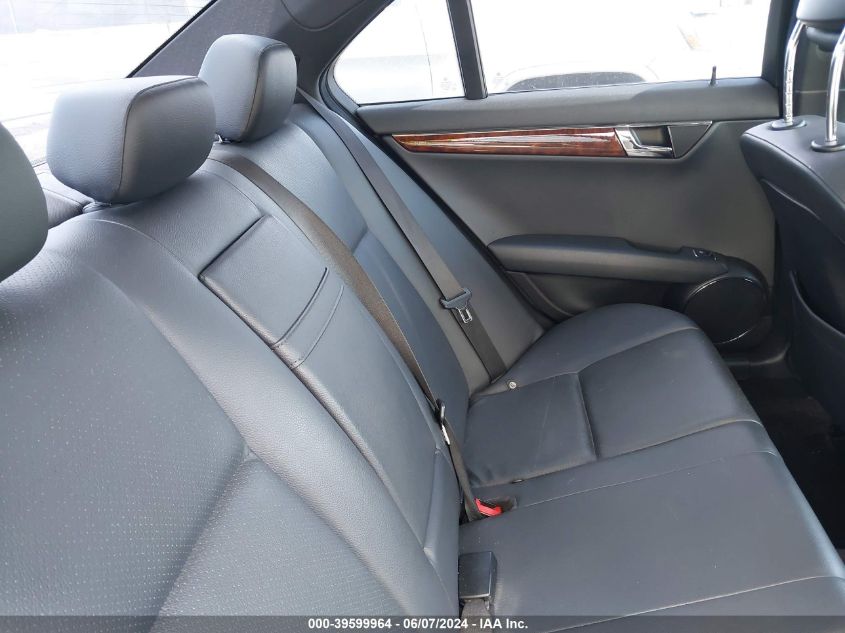 2009 Mercedes-Benz C 300 Luxury 4Matic/Sport 4Matic VIN: WDDGF81X49R046890 Lot: 39599964