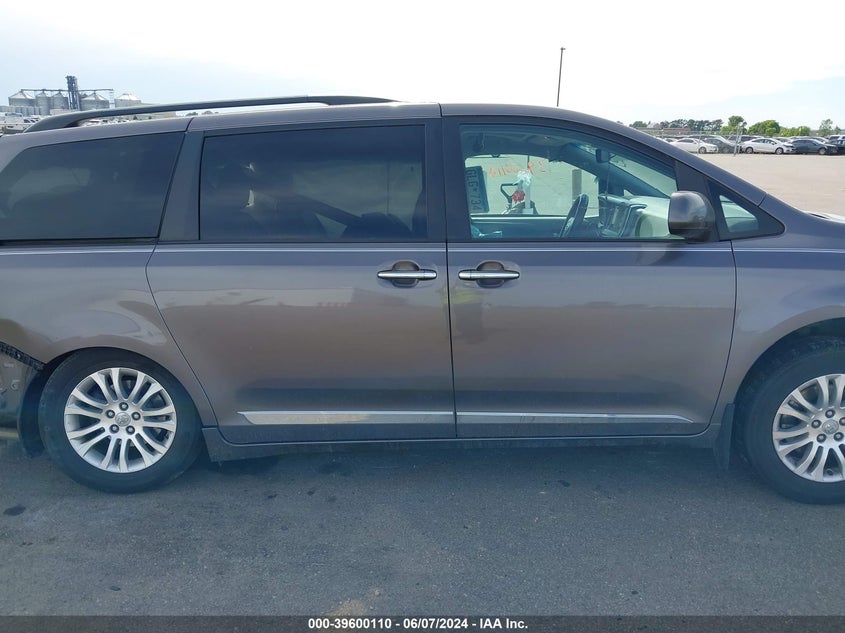 2017 Toyota Sienna Xle 8 Passenger VIN: 5TDYZ3DC1HS772109 Lot: 39600110
