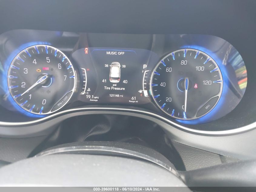 2018 Chrysler Pacifica Touring L Plus VIN: 2C4RC1EG2JR227935 Lot: 39600118