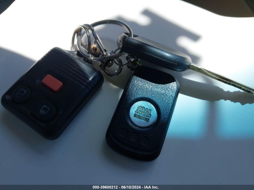 2005 Ford Escape Limited VIN: 1FMYU941X5KA77867 Lot: 39600212