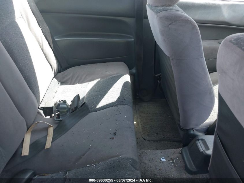 1999 Honda Civic Dx VIN: 2HGEJ6448XH113351 Lot: 39600255