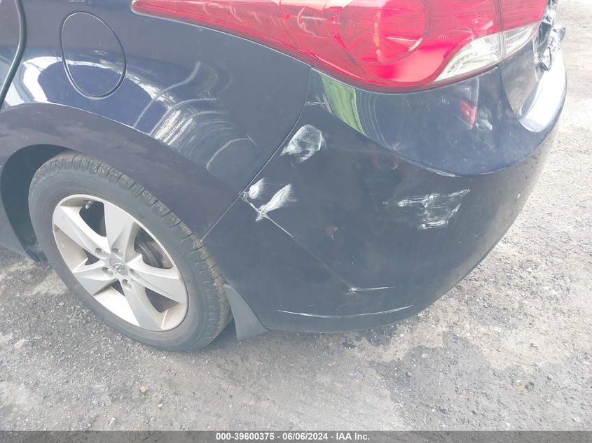 2013 Hyundai Elantra Gls VIN: 5NPDH4AE5DH422687 Lot: 39600375