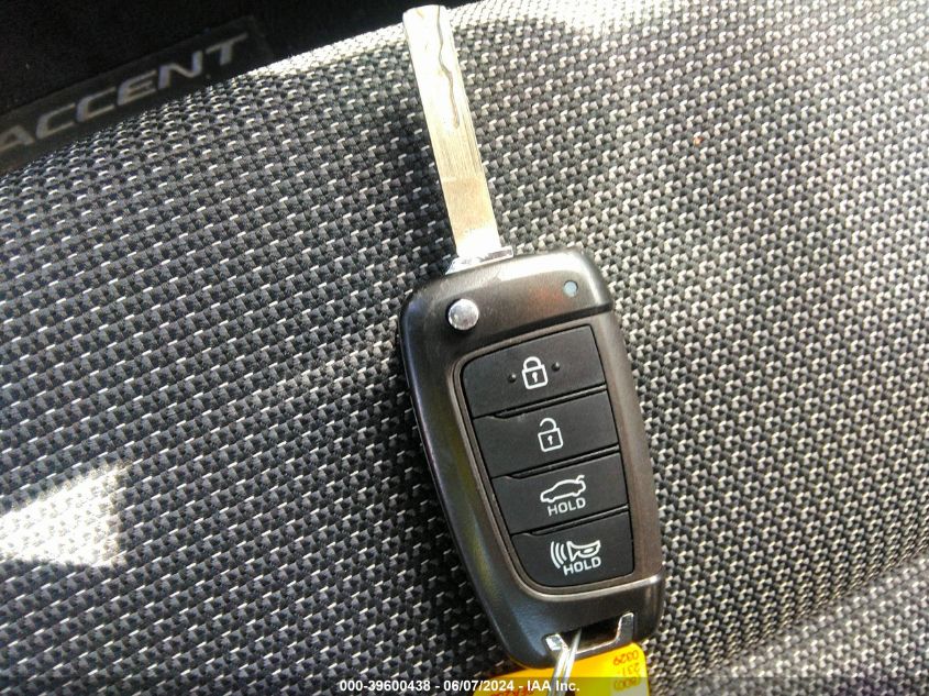 2022 Hyundai Accent Se VIN: 3KPC24A62NE182221 Lot: 39600438