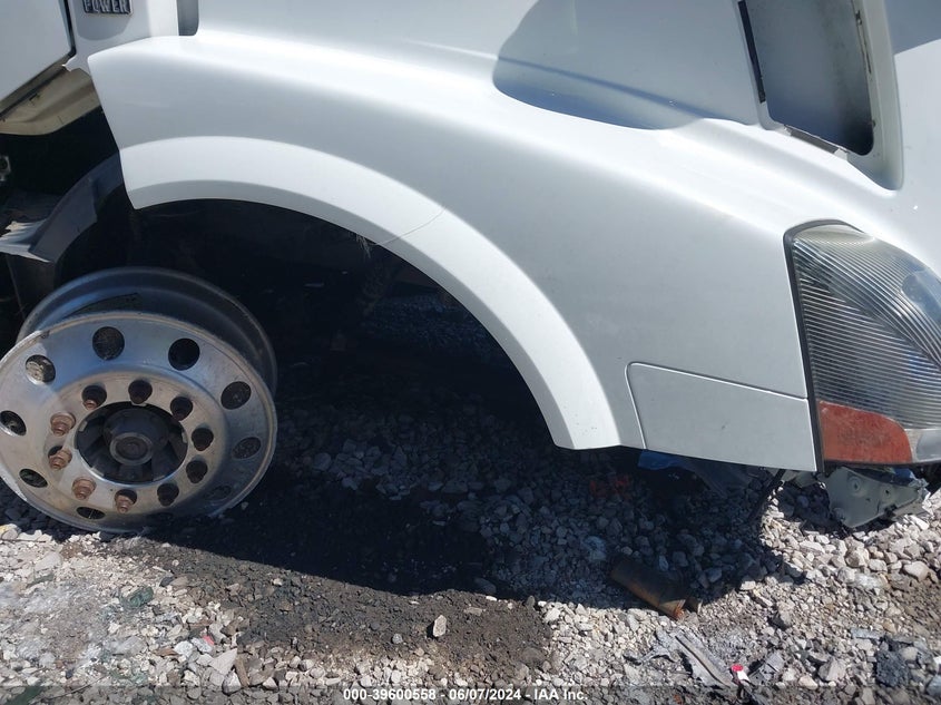 2016 Volvo Vn Vnl VIN: 4V4NC9EG4GN929939 Lot: 39600558