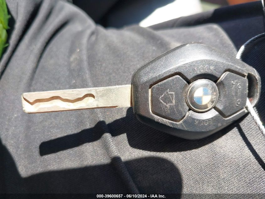 2003 BMW 325It VIN: WBAEN33453PC11388 Lot: 39600657