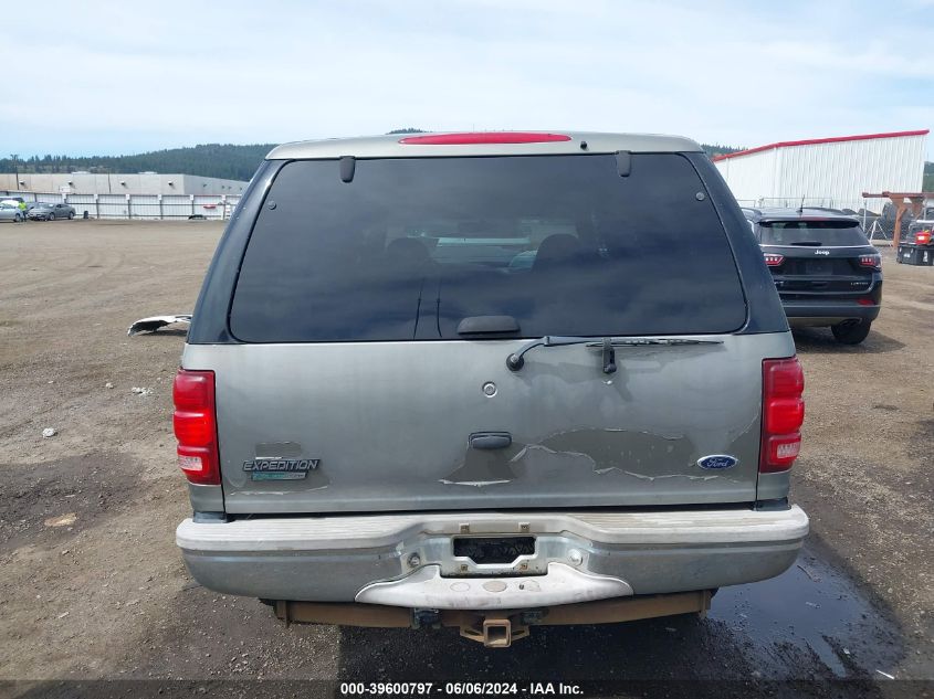 1999 Ford Expedition Eddie Bauer/Xlt VIN: 1FMPU18L2XLC26875 Lot: 39600797