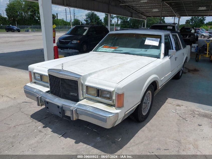 1989 Lincoln Town Car Signature VIN: 1LNBM82FXKY600943 Lot: 39600923