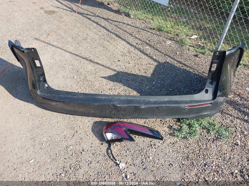 2023 Toyota Sienna Xle VIN: 5TDJRKEC9PS175069 Lot: 39600958