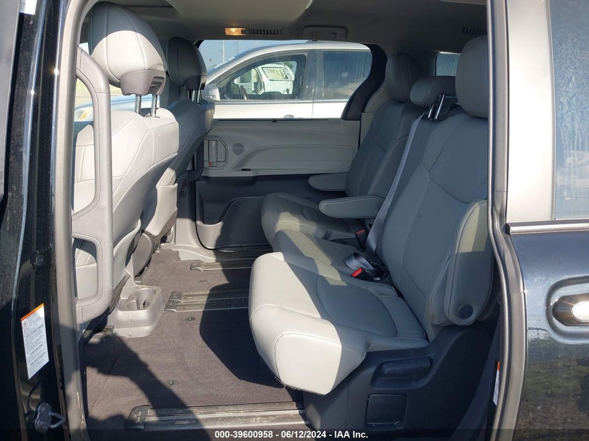 2023 Toyota Sienna Xle VIN: 5TDJRKEC9PS175069 Lot: 39600958