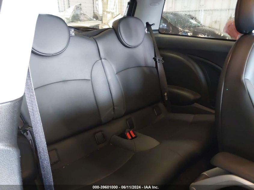 2007 Mini Cooper VIN: WMWMF33557TU60933 Lot: 39601000