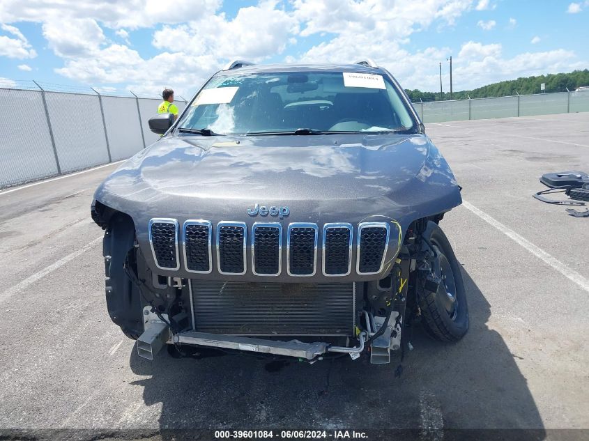 2019 Jeep Cherokee Latitude Plus 4X4 VIN: 1C4PJMLBXKD401812 Lot: 39601084