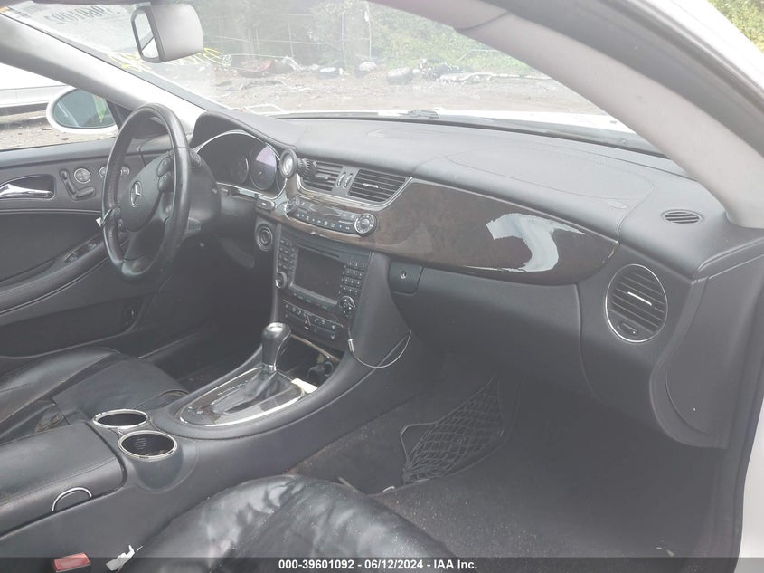 2007 Mercedes-Benz Cls 550 VIN: WDDDJ72X07A099642 Lot: 39601092