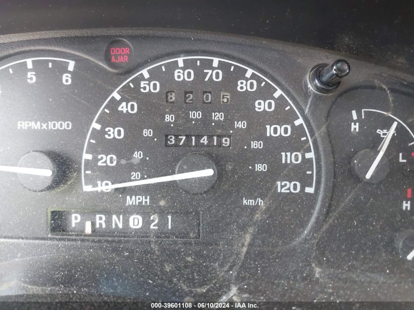 2000 Ford Explorer Xlt VIN: 1FMZU63X8YUB23763 Lot: 39601108