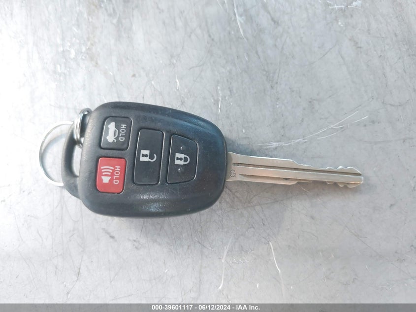 2012 Toyota Camry Le VIN: 4T1BF1FK6CU015360 Lot: 39601117