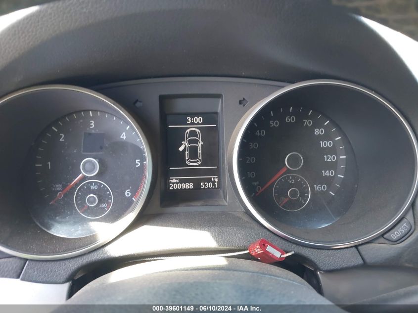 2011 Volkswagen Golf Tdi 4-Door VIN: WVWDM7AJ7BW055020 Lot: 39601149