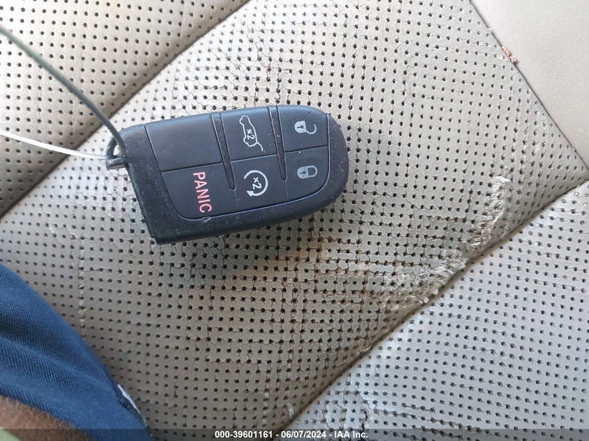 2014 Jeep Grand Cherokee Limited VIN: 1C4RJEBG2EC423826 Lot: 39601161