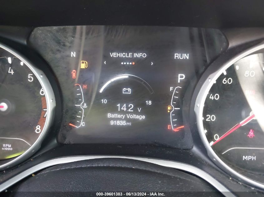 2017 Jeep New Compass Latitude Fwd VIN: 3C4NJCBB8HT643049 Lot: 39601383