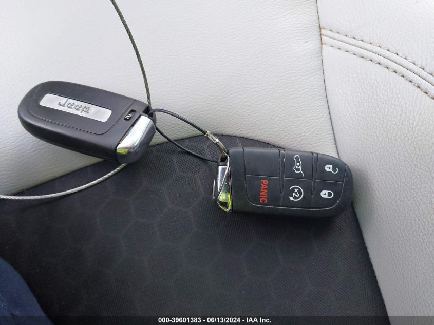 2017 Jeep New Compass Latitude Fwd VIN: 3C4NJCBB8HT643049 Lot: 39601383