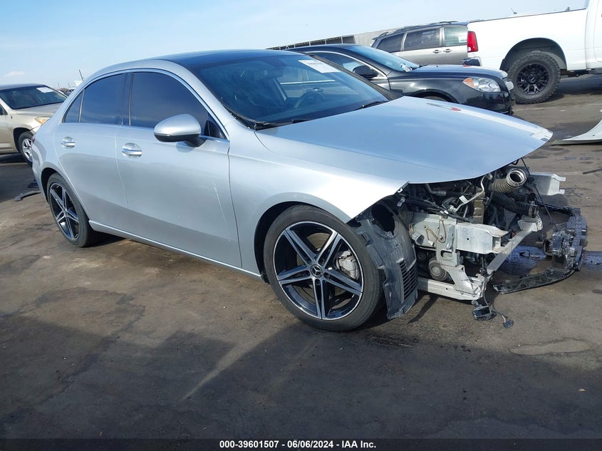 2019 Mercedes-Benz A 220 VIN: WDD3G4EB7KW012016 Lot: 39601507