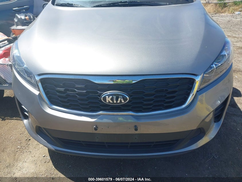 2019 Kia Sorento 2.4L L VIN: 5XYPG4A32KG466049 Lot: 39601579