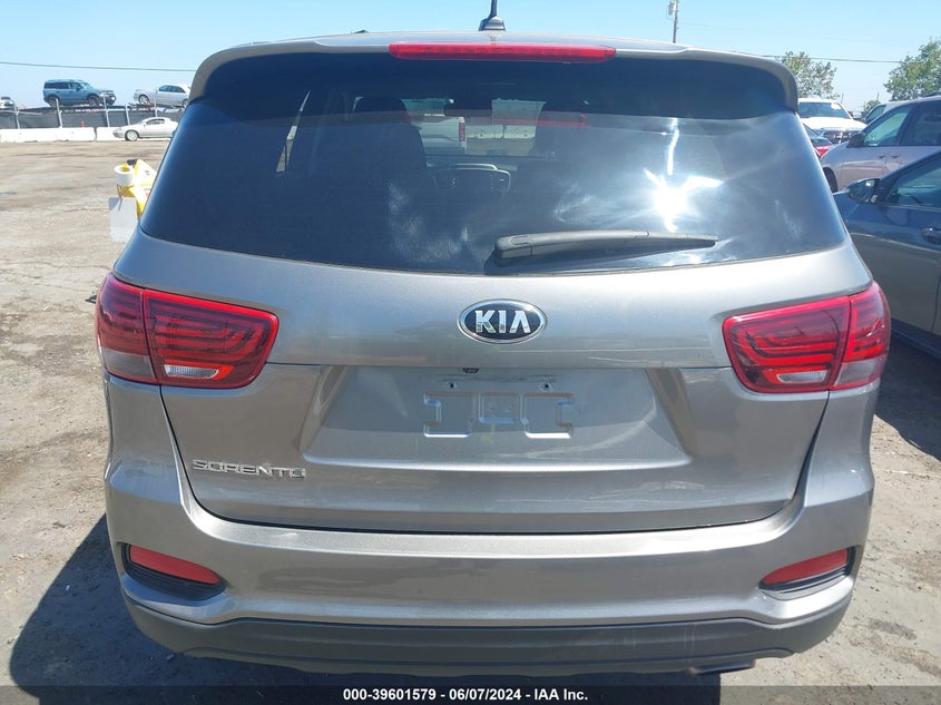 2019 Kia Sorento 2.4L L VIN: 5XYPG4A32KG466049 Lot: 39601579
