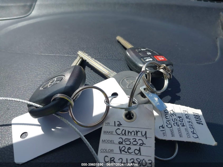 2012 Toyota Camry Le VIN: 4T4BF1FKXCR213803 Lot: 39601590