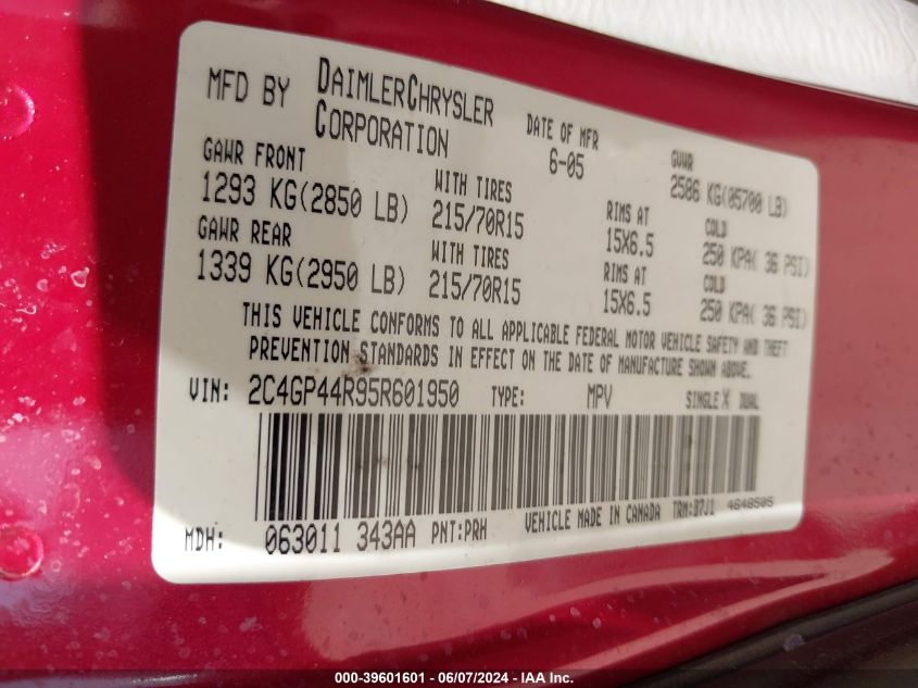 2005 Chrysler Town & Country Lx VIN: 2C4GP44R95R601950 Lot: 39601601