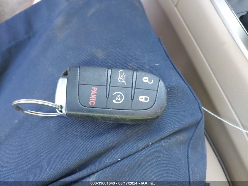 2014 Jeep Grand Cherokee Overland VIN: 1C4RJFCT4EC587354 Lot: 39601649