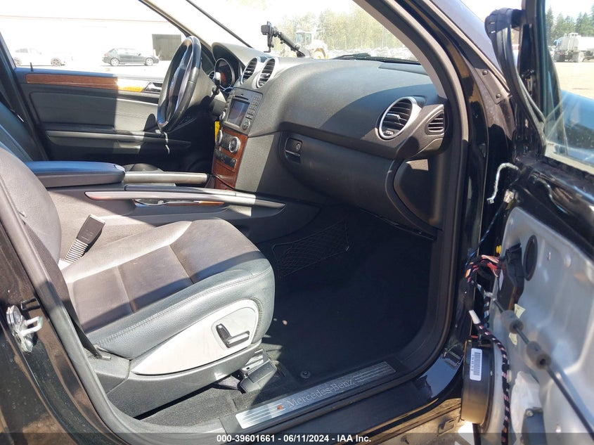 2009 Mercedes-Benz Ml 350 4Matic VIN: 4JGBB86E49A500833 Lot: 39601661