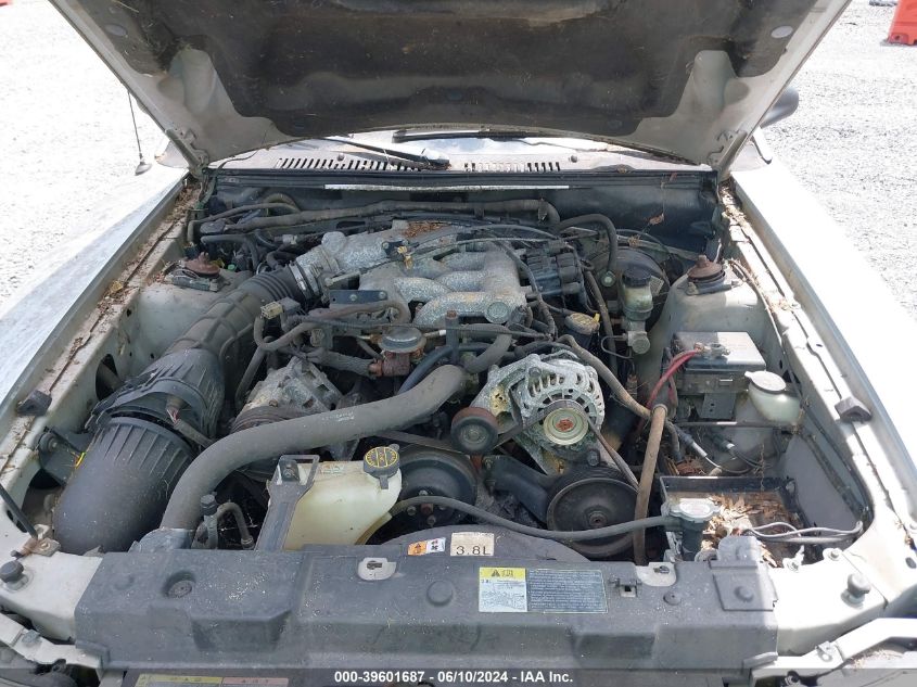 2001 Ford Mustang VIN: 1FAFP40471F175267 Lot: 39601687