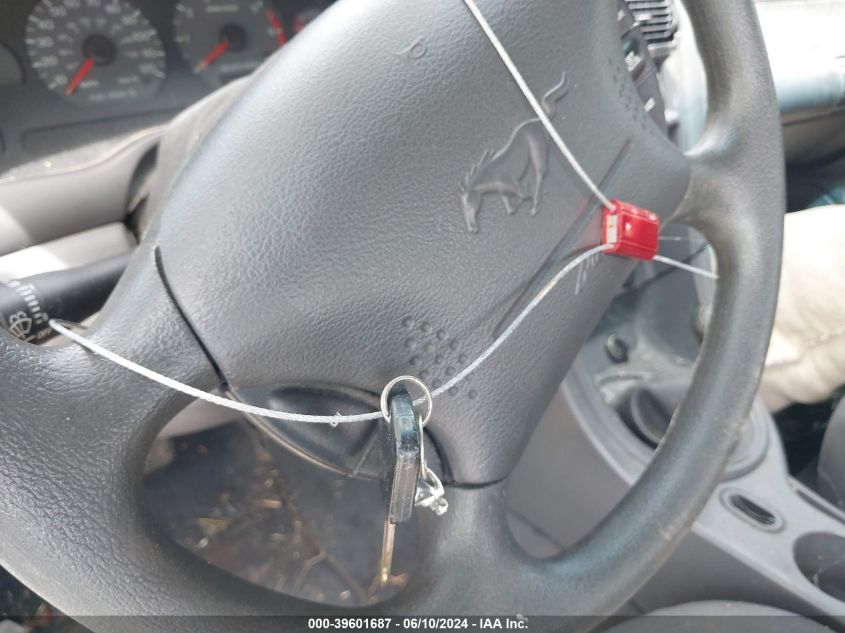 2001 Ford Mustang VIN: 1FAFP40471F175267 Lot: 39601687