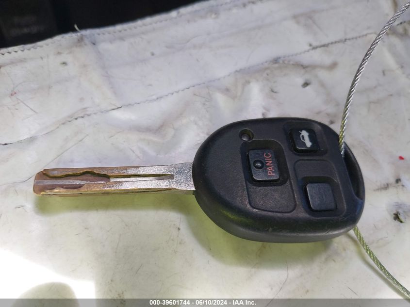 2003 Lexus Es 300 VIN: JTHBF30G930130450 Lot: 39601744