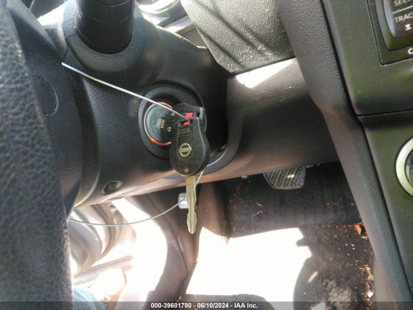 2011 Nissan Rogue S VIN: JN8AS5MV4BW282651 Lot: 39601780