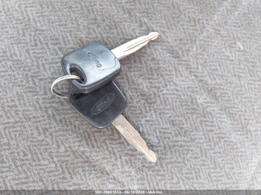 1999 Ford Explorer Sport VIN: 1FMYU22X2XUB69433 Lot: 39601833