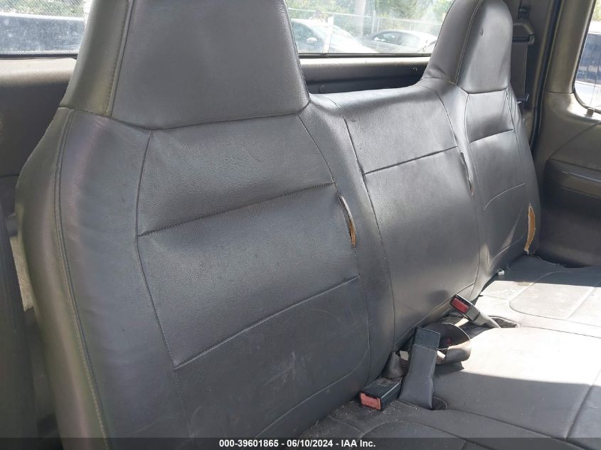 2002 Ford F-150 Xl/Xlt VIN: 1FTPF17L42NA17389 Lot: 39601865