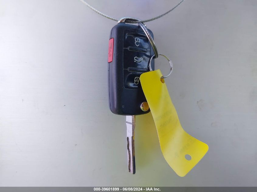 2014 Volkswagen Passat 2.5L Se VIN: 1VWBP7A37EC010985 Lot: 39601899