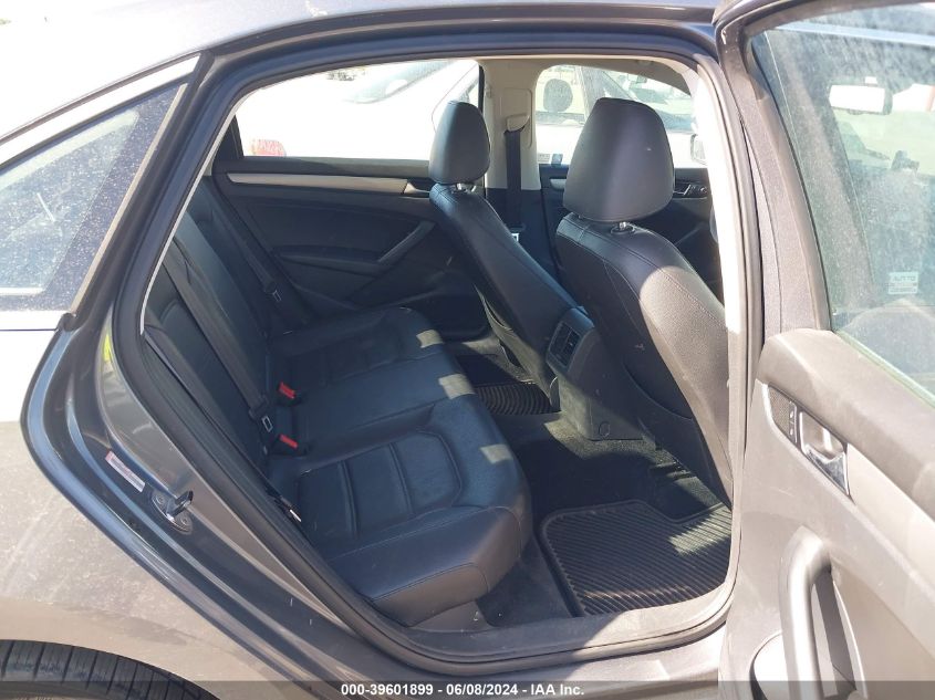 2014 Volkswagen Passat 2.5L Se VIN: 1VWBP7A37EC010985 Lot: 39601899