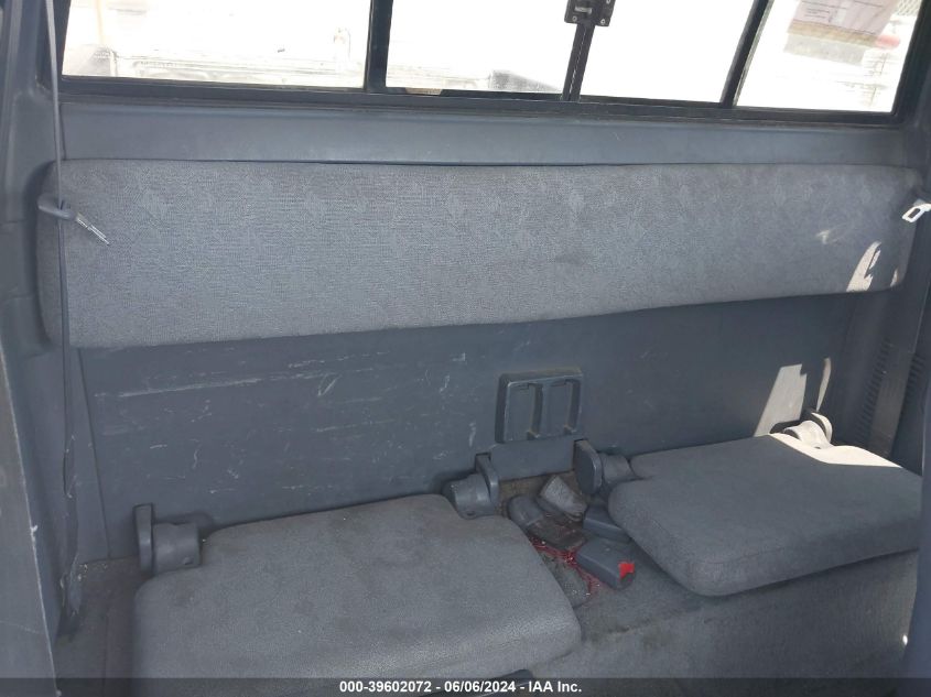 2000 Toyota Tacoma Prerunner V6 VIN: 4TASN92N6YZ601892 Lot: 39602072