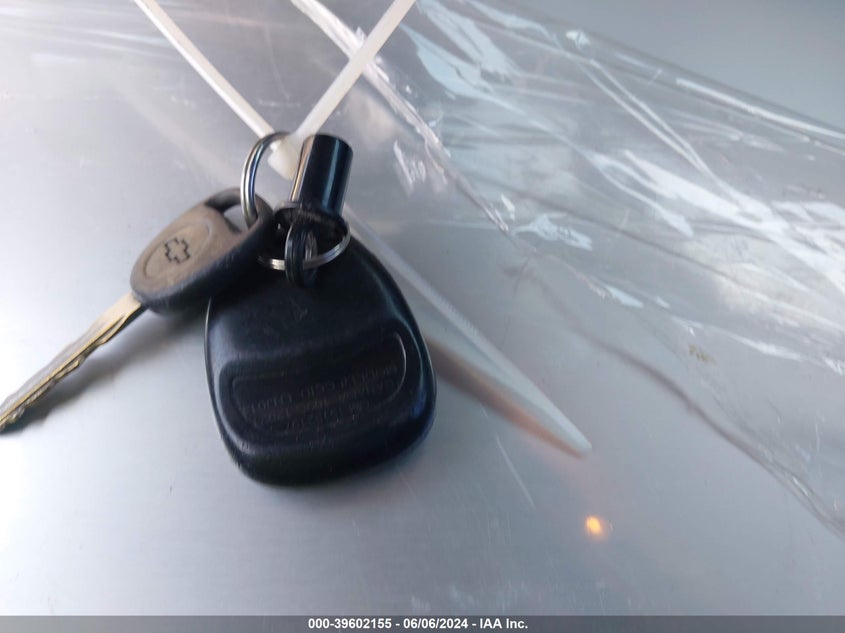 2006 Chevrolet Silverado 1500 Lt1 VIN: 2GCEC13TX61221871 Lot: 39602155