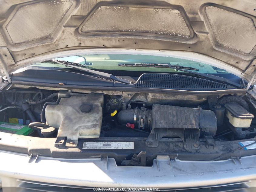 2001 Chevrolet Express VIN: 1GCFG15W011183355 Lot: 39602164