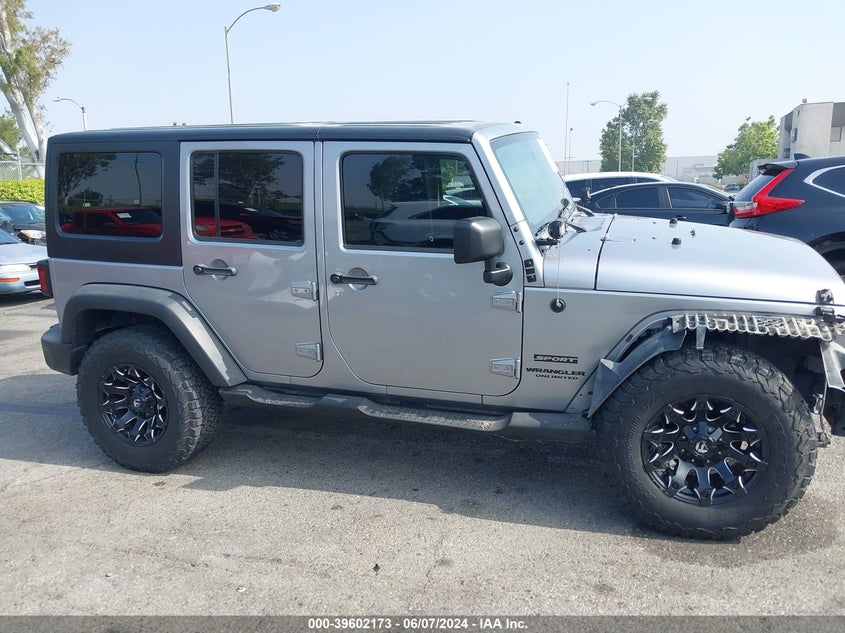 2017 JEEP WRANGLER UNLIMITED SPORT 4X4 - 1C4BJWDG1HL753417