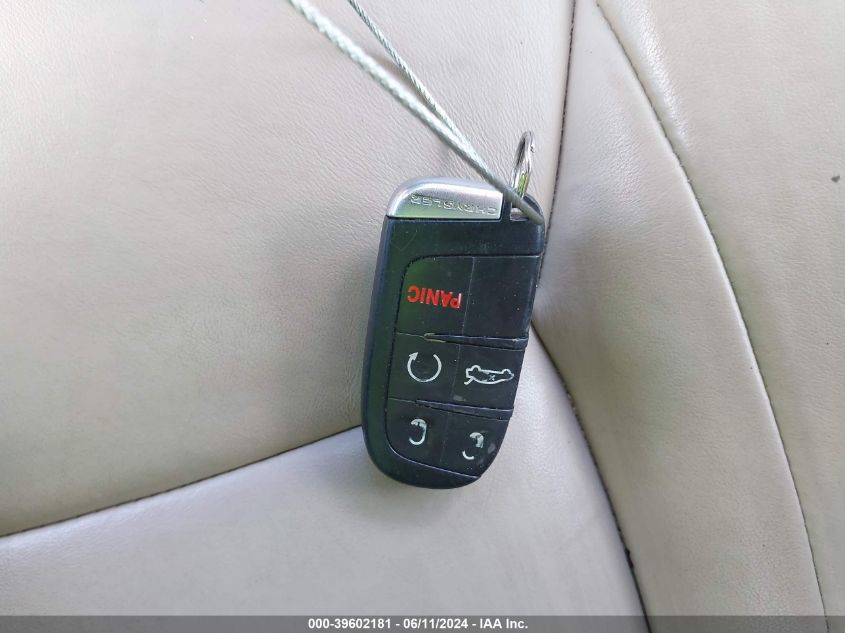 2013 Chrysler 300 Motown VIN: 2C3CCAAGXDH551368 Lot: 39602181