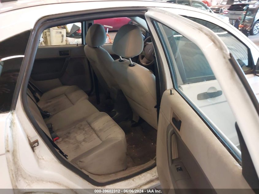 2008 Ford Focus Se/Ses VIN: 1FAHP35N58W272465 Lot: 39602312