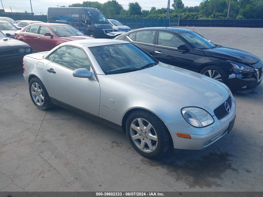 1998 Mercedes-Benz Slk 230 VIN: WDBKK47F7WF078994 Lot: 39602333