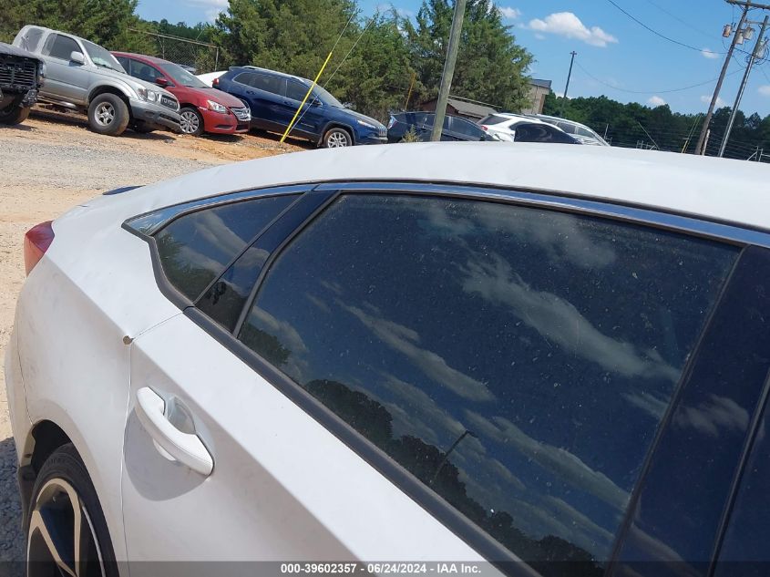 2022 Honda Accord Hybrid Sport VIN: 1HGCV3F24NA043008 Lot: 39602357