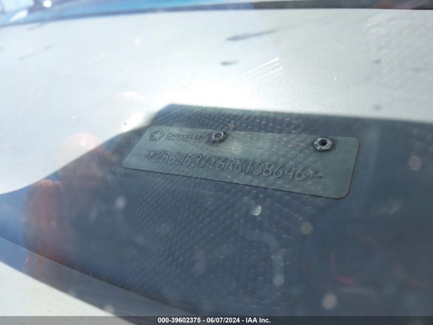 1994 Dodge Ram Van B350 VIN: 2B6JB31Y6RK138646 Lot: 39602375