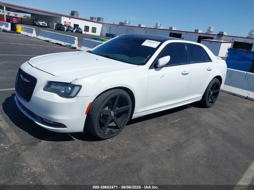 2015 Chrysler 300 VIN: 2C3CCABT2FH763132 Lot: 39602471