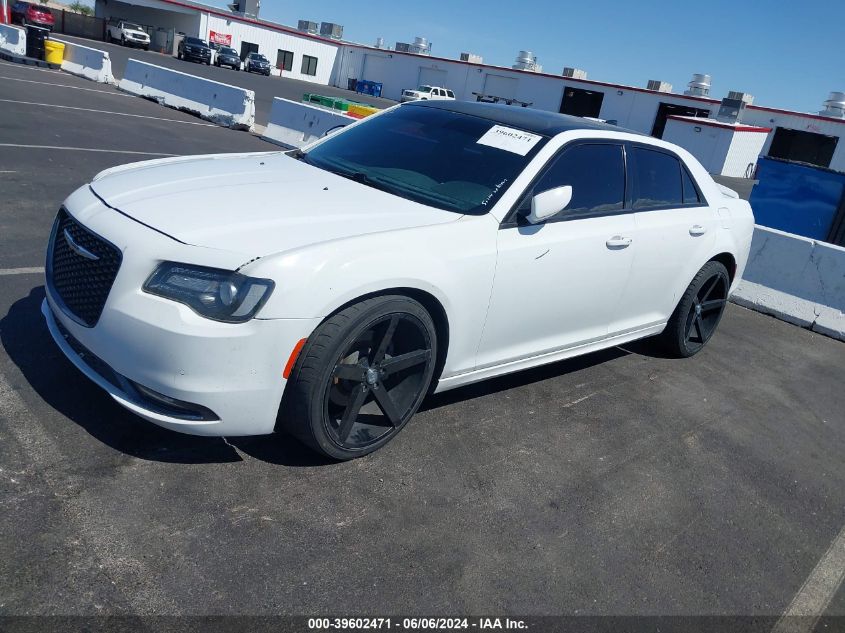 2015 Chrysler 300 VIN: 2C3CCABT2FH763132 Lot: 39602471