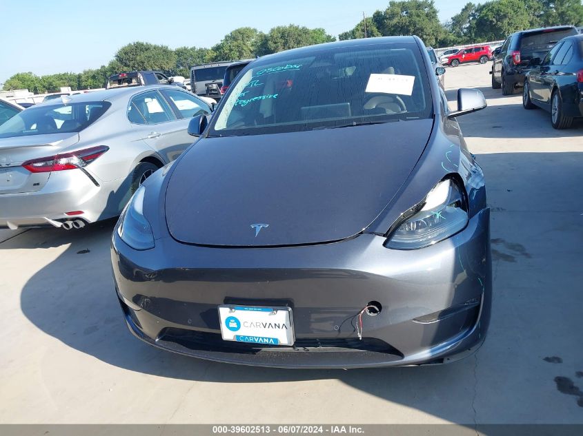 2022 Tesla Model Y Performance Dual Motor All-Wheel Drive VIN: 7SAYGDEF8NF520915 Lot: 39602513