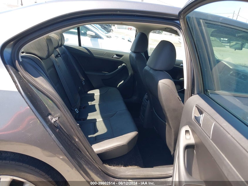 2012 Volkswagen Jetta 2.5L Se VIN: 3VWDP7AJXCM376197 Lot: 39602514